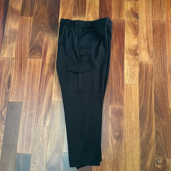 Loft satin cargo pants. NWT - Picture 4 of 6